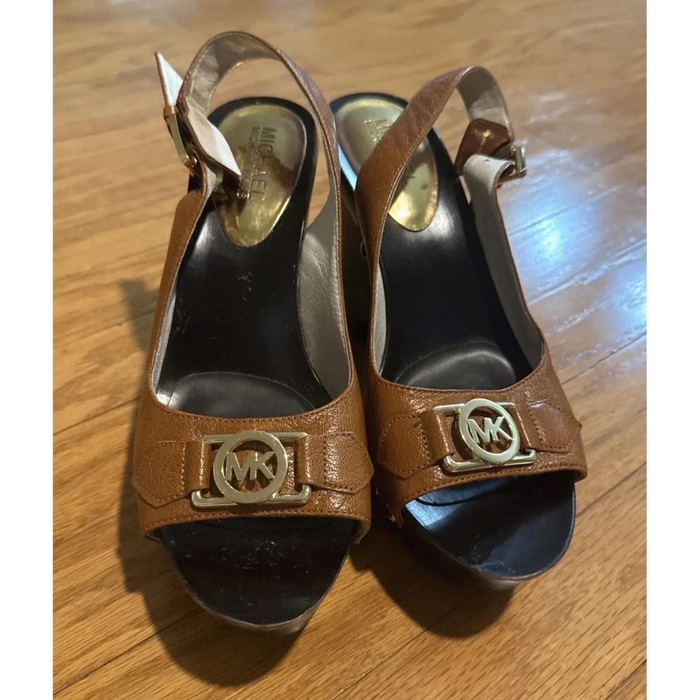 Michael Kors Brown Leather Wedge Slingback Heels Studded Logo Open Toe Sz 8